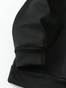 Áo nỉ nữ cỡ lớn in hình đầu lâu và trái tim, có túi, dây rút, kiểu dáng thường ngày, màu đen. - màu đen - Xem 7