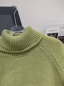 Women's Simple Elegant Solid Color Turtleneck Long Sleeve Knitted Sweater - Green - View 8