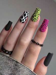 Nâng cấp vẻ ngoài của bạn với 24 miếng móng tay giả hình chữ nhật họa tiết da báo ngọt ngào và mát mẻ cho mùa thu/đông, được trang bị gel thạch và dũa móng, thích hợp để đeo hàng ngày - Nhiều màu - Xem 2