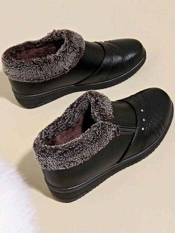 Botas de neve quentes de pelúcia de inverno para mães de meia-idade e idosas