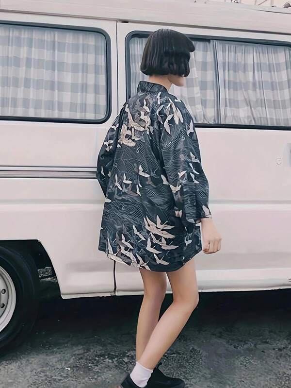 Retro Asian Inspired Crane Striped Print Cover Up Haori Jacket Unisex, Casual Vintage Style Kimono Robe Open Front 3/4 Sleeve Lightweight Outerwear Shirt Cover Up Top