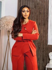 Completo da donna elegante e da ufficio per l autunno e l inverno, composto da top asimmetrico con zip e aperture, abbinato a pantaloni dritti, di colore solido, in stile alla moda - Arancione - Visualizzare 2