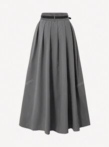 Jupe plissée taille haute avec ceinture décorée pour femmes