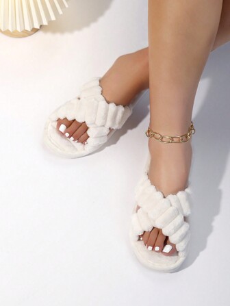 Zapatillas de mujer de moda para otoño/invierno con correa cruzada, esponjosas y blancas, con suela suave y antideslizante para piso de dormitorio tranquilo