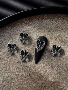 10 件深色哥特式复古金属美甲装饰 - 和心形，银色 - 銀色 - 查看 10