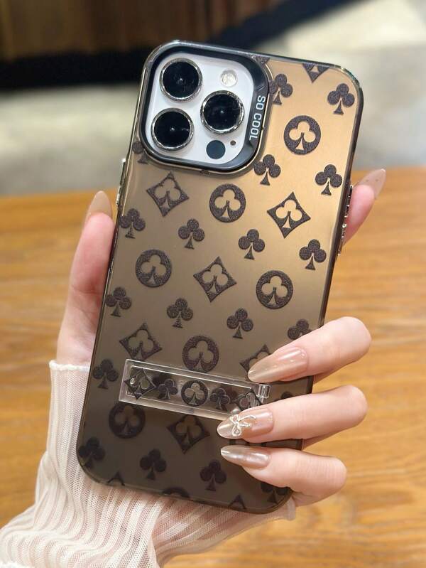 غطاء هاتف أسود عصري مطبوع بنقوش زهور وقلوب ملونة، مصنوع بتقنية IMD، مع حامل صغير، متوافق مع هواتف آيفون 17/16/16 برو/16 بلس/16 برو ماكس/7/7 بلس/8/8 بلس/X/XS/XR/XS ماكس/11/11 برو/11 برو ماكس/12/12 برو/12 برو ماكس/13/13 برو/13 برو ماكس/14/14 برو/14 بلس/14 برو ماكس/15/15 برو/15 بلس/15 برو ماكس وS25/S25+/S20/S21/S22/S23/S24/A04/A05/A05S/A12/A13/A14/A15/A23/A24/A25/A32/A33/A34/A35/A52/A53/A54/A55