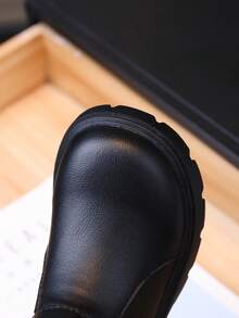 女童靴纯色英伦风儿童短靴时尚小童软底皮靴2024秋冬