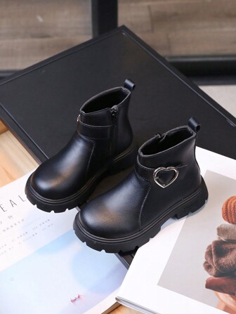 女童靴纯色英伦风儿童短靴时尚小童软底皮靴2024秋冬