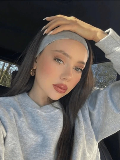 吸汗女士头带，适合瑜伽、跑步和运动 - 弹性时尚发带，舒适贴合，适合运动、美发、美容等场合，是卷发造型的理想之选。也适合旅行、佩戴、作为礼物或发饰。