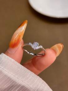 ESBERRY 1枚S925纯银优雅迷人V形四爪镶嵌圆形钻石戒指，女士精美珠宝礼物，女士约会佩戴 - V型四爪圓鑽戒指 - 查看 1