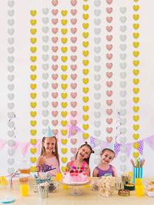 派对背景心形彩带，金色、玫瑰金、银色心形彩带，派对氛围营造，背景装饰，婴儿洗礼 - 彩色 - 查看 3