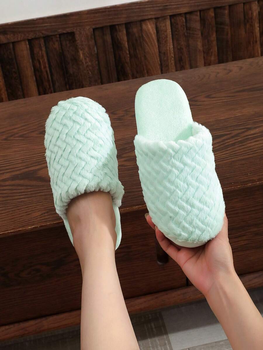 Dép đi trong nhà ấm áp cho nữ, đế mềm, êm ái, chống trượt, thoải mái, sang trọng cho mùa đông - màu xanh lá - Xem 1