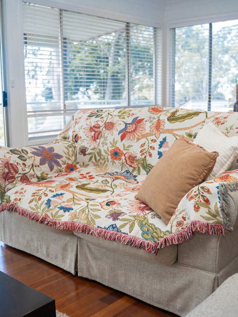 Peel Forest Vintage Floral Pattern Blanket, Rug, Bohemian Style Blanket, Soft Sofa Blanket, Beach Towel - Multicolor - View 1