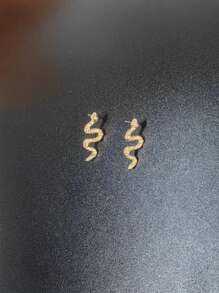 1pc Minimalist Gothic Snake Design Stud Earring, Unique & Fashion - Yellow Gold - View 4