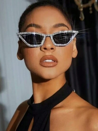 1pc Handmade Rhinestone-Set Cat Eye Shaped Ladies' Fashion Glasses, Euro-American Style Beach Accessories For Women Glasses Shades Basics Fall Winter Women Outfits Clothes Business Casual Gifts For Summer Beach Vacation, Outdoor, Travel Rhinestone Decor Party Style Cat Eye Frame For Music Festival Preppy Style For Back To School