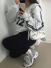 Sweat-shirt à col V, manches longues, épaules dénudées avec imprimé numérique pour femmes, vêtements d'hiver pour femmes - Gris - Voir 2