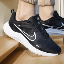 Nike Zapatillas de running Downshifter 12 para hombre, zapatos deportivos casuales, se recomienda solicitar media talla talla grande grande - Negro/Blanco/Oro Platino/Ceniza Oscura - Ver 2