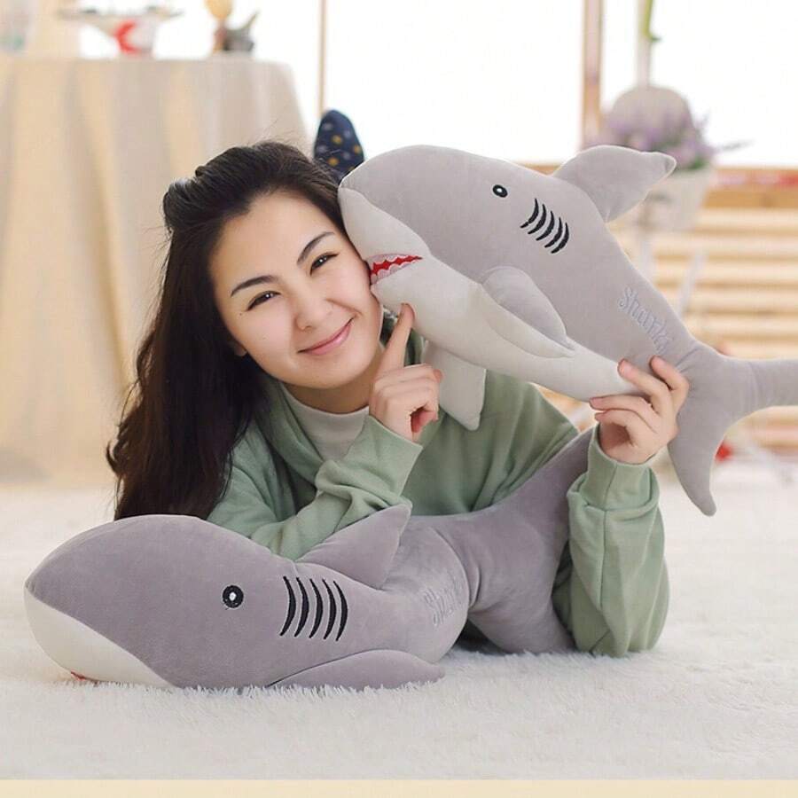 1 件可爱鲨鱼毛绒娃娃，圣诞礼物 - 彩色 - 查看 1