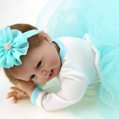 22 Inch Lifelike Reborn Baby Dolls, Newborn Girl Doll With Realistic Veins, Handmade Vinyl With Weighted Cloth Body, Advanced Painted Gift Set For Kids Age 3+