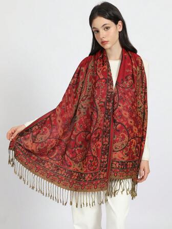 1 件佩斯利提花围巾，适合所有季节