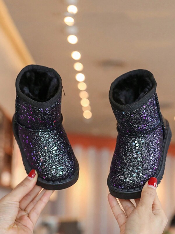 زوج واحد من الأحذية الشتوية المبطنة الأنيقة الملونة بالترتر للأطفال من الجنسين، مناسبة للخريف والشتاء للأولاد والبنات