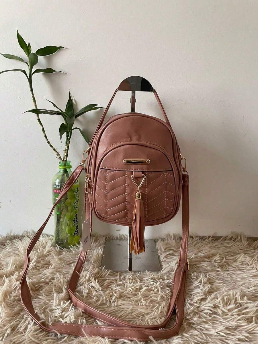 This Year's Popular Mini School Backpack For Girls Has Multiple Compartments And Large Capacity. It Is A Popular School Backpack And A Must-Have For Girls When They Go Shopping. Height 23 Cm, Length 19 Cm, Width 8 Cm. - 粉色 - 查看 1