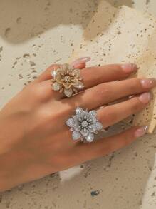 Copper Zirconia Stone Big Flower Ring, Fashion Adjustable Knuckle Ring Suitable For Party, Daily Wear And Holiday Gift