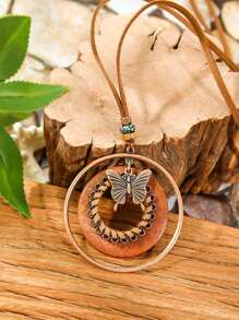 TopHanqi 1pc Vintage Coffee Color Butterfly Pendant Necklace, Multilayer Geometric Round Circle Wooden Ring Design, Suitable For Women To Pair With Daily Outfits And Party Accessories, Gift