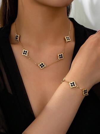 复古时尚水钻手链套装，皇家风格吊坠首饰配饰，适合女士