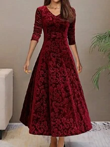 Floral V-Neck Velvet Dress, Women's Winter Elegant Long Sleeve Swing Dress For Autumn And Winter - Burgundy - View 2