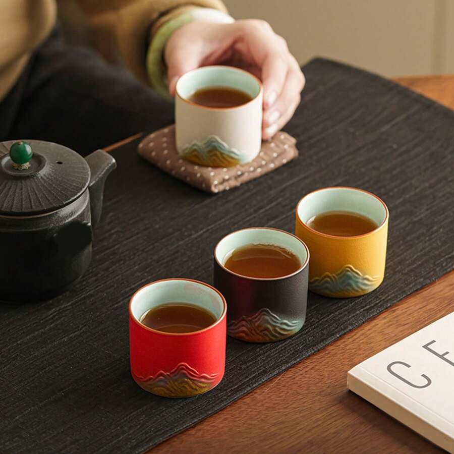 1 tách trà 70ml, tách trà nhỏ bằng gốm thô chạm nổi 3D, bộ trà Kung Fu, tách trà 'Ngàn dặm sông núi', nhiều màu sắc, giao hàng ngẫu nhiên men mờ và men gốm thô trở lại trường - Nhiều màu - Xem 1