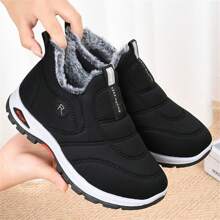 Winter New Warm Velvet Thickened Middle-Aged Sport Shoes, Lightweight Comfortable Slip-On Non-Slip Waterproof Wear-Resistant Shoes, Fashion Casual Outdoor Sports Men Shoes Snow Boots (Slight Discoloration On Soles Is Normal, Please Purchase Carefully)