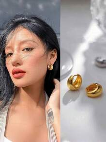 Minimalist Chunky Dome Hoop Earrings For Women Gold Tone Smooth Thick Ear Rings Croissant Geometric Small C Shaped Statement Daily Commute Jewelry Gift - Gold Teardrop Earrings - View 3