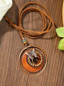 TopHanqi 1pc Vintage Coffee Color Butterfly Pendant Necklace, Multilayer Geometric Round Circle Wooden Ring Design, Suitable For Women To Pair With Daily Outfits And Party Accessories, Gift