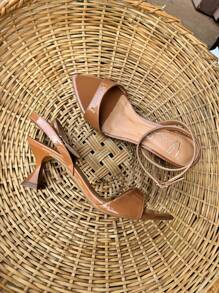 Low Heel Sandal With Leaf Toe - Camel - View 3