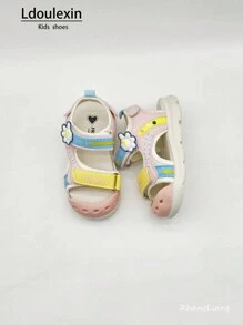 Nuovi sandali sportivi per bambini e bambine, suola morbida antiscivolo, traspiranti, scarpe casual estive