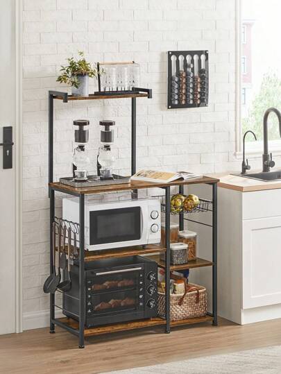 VASAGLE Scaffale da Cucina, Supporto per Forno a Microonde, Mobile Cucina, con Cestino a Filo Metallico, 6 Ganci, per Spezie, Pentole e Padelle, Marrone Vintage e Nero