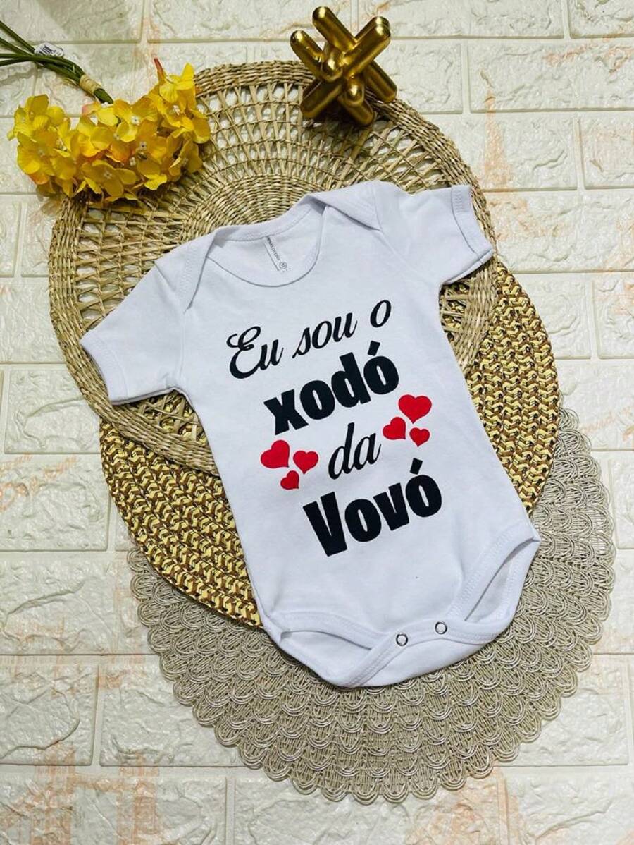Cotton Monthly Anniversary Bodysuit With Grandma's Favorite Phrase - trắng - Xem 1