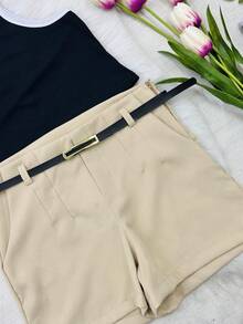 2pcs Set Of Cropped Top With Tailored Shorts With Belt - 黑色和杏色 - 查看 4