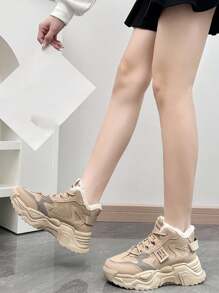 Nuevos zapatos deportivos de moda casual para mujeres, simples y elegantes, versátiles, ligeros, antideslizantes, para senderismo al aire libre, zapatos deportivos para correr, con un adorable estilo retro, cómodos y cálidos zapatos deportivos para mujeres