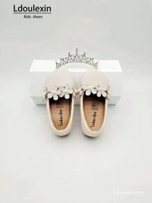 Nuove Scarpe da principessa con suola morbida anti-scivolo per ragazze, con motivo floreale casual, adatte per primavera, estate e autunno