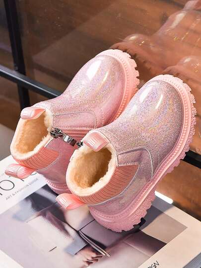 婴幼儿时尚靴子，户外毛绒衬里婴儿靴子