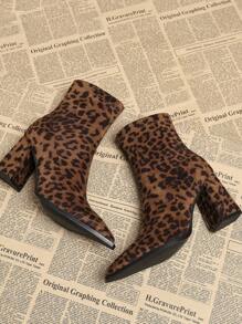 Botas de mujer elegantes con estampado de leopardo, nueva llegada primavera/otoño 2026. Tacón grueso, tacón alto, puntera puntiaguda, botas de tobillo de moda para otoño/invierno - Marrón - Ver 3