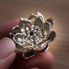 Soporte mini de loto dorado para incienso aromático, quemador de incienso con aroma a loto para el hogar, accesorios para ceremonias de té, soporte para varillas de incienso