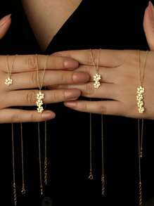 Gepersonaliseerde aangepaste familienamen ketting voor vrouwen Moeder, aangepaste 1-4 namen met klauwen Leuke familie kerstcadeaus voor haar vriendin, moeder, familie, vrienden, dochter, unieke ideale cadeaus voor jubilea, Valentijnsdag, Moederdag, verjaardagen, afstuderen, dagelijks gebruik, bruiloften, gala