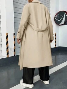 大码纯色双排扣系带风衣，休闲翻领长袖长外套，适合春秋冬季，女士大码服装 - 杏色 - 查看 2