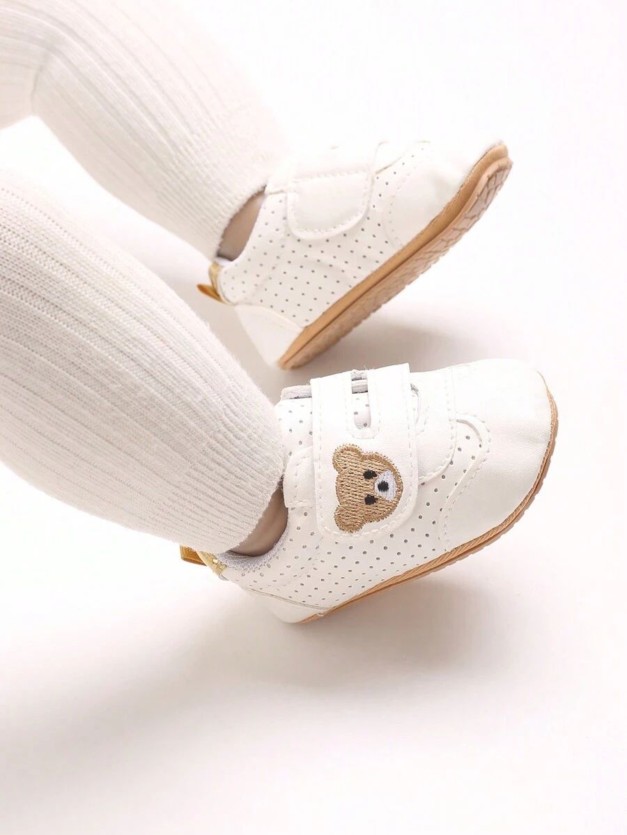 Casual Fashionable Versatile 0-1 Year Old Infant Boy/Girl Shoes, Cute Bear Embroidered Toddler Walking Shoes - Gold - View 1