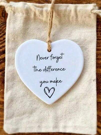 1 件感谢礼物、心形标语图形友谊礼物、带文字的亚克力心形饰品、朋友礼物、悬挂装饰、派对礼品、奇怪的东西、送给女性朋友的鼓舞人心的积极礼物、母亲节礼物（绳子颜色和款式随机，不含包）