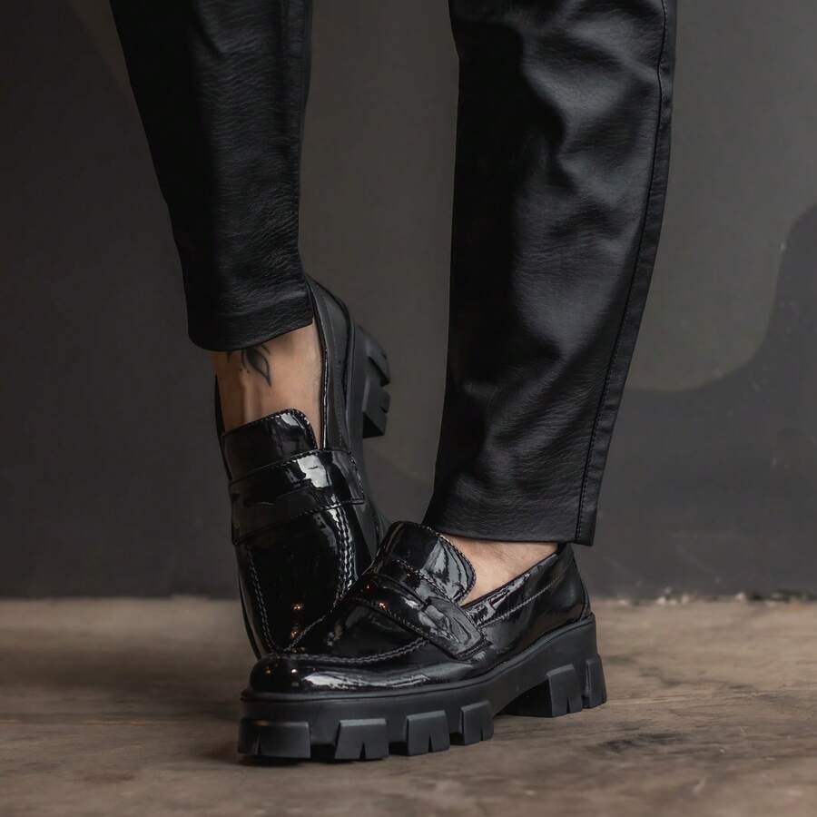 Women's Tractor Loafers 4.5cm Low Heel Plain Round Toe Non-Slip Soft Casual Shoes - màu đen - Xem 1