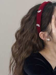 1pc Elegant Velvet Headband With Pearl Bow Decor, Suitable For Washing Face, Makeup, Daily, Evening Party And Holiday Celebration In Autumn & Winter